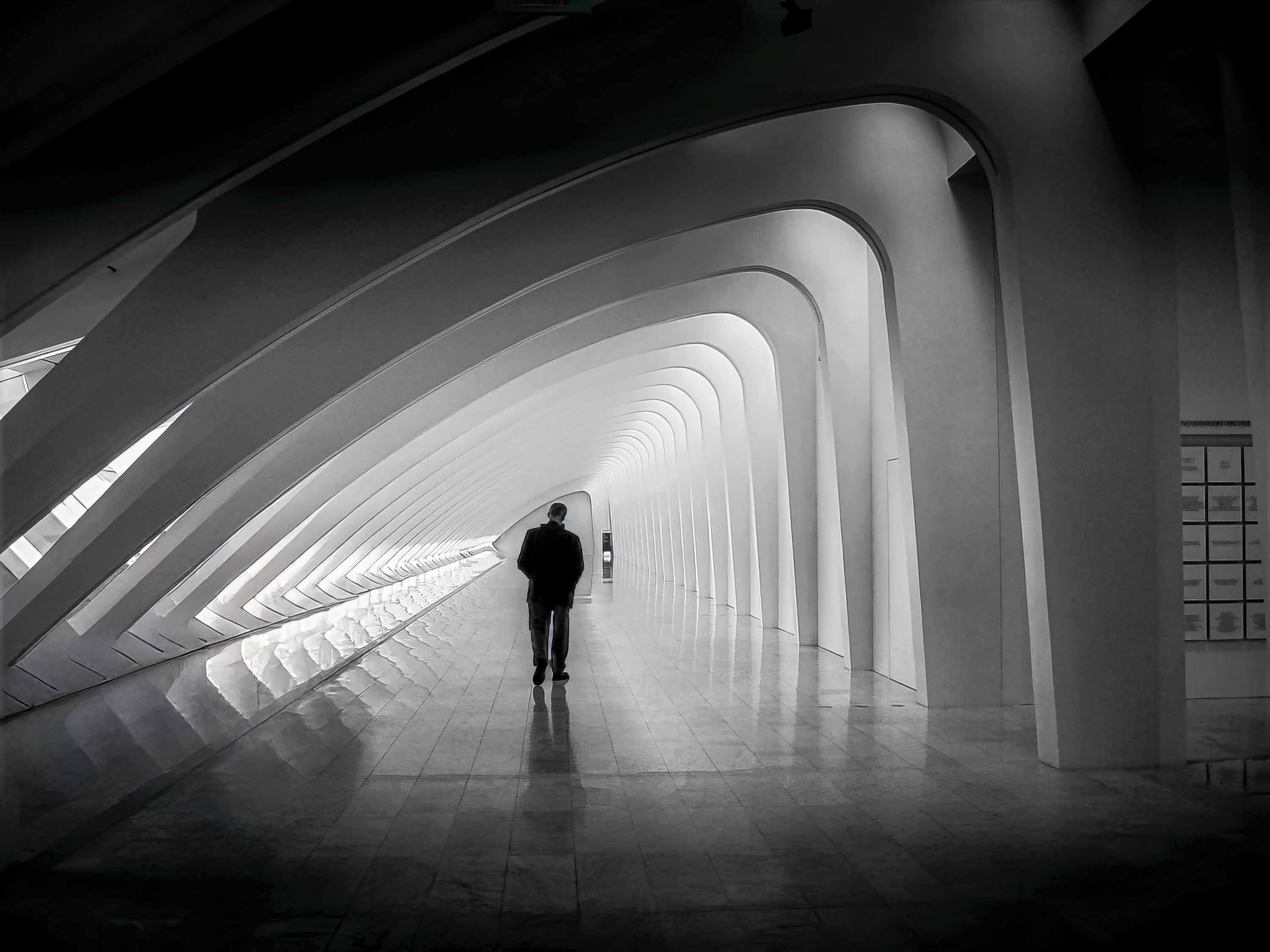 Milwaukee Art Museum Calatrava hallway, black and white